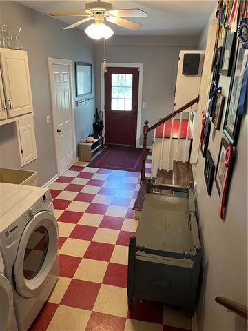 2324 E Cherokee Drive, Woodstock, GA 30188