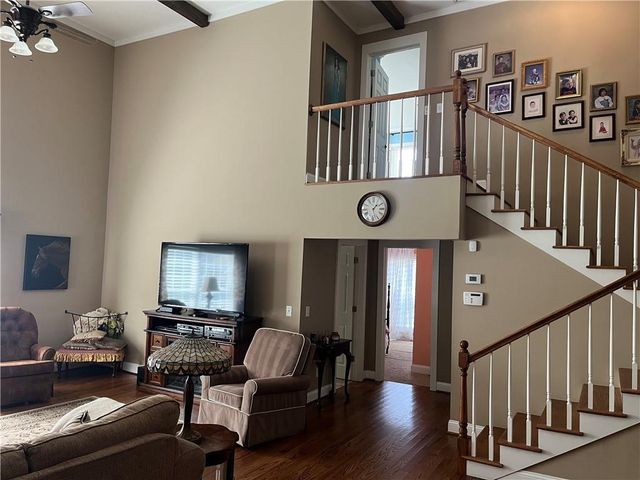 2324 E Cherokee Drive, Woodstock, GA 30188