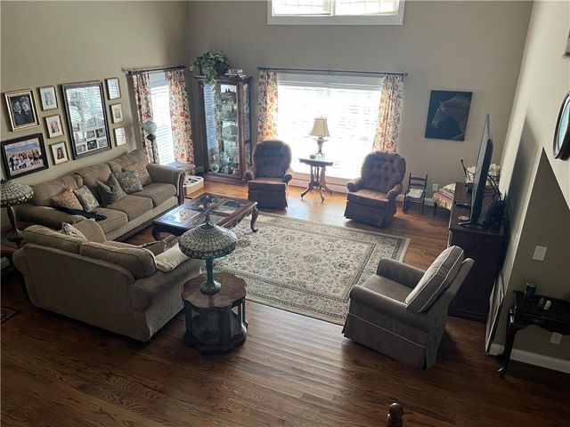 2324 E Cherokee Drive, Woodstock, GA 30188