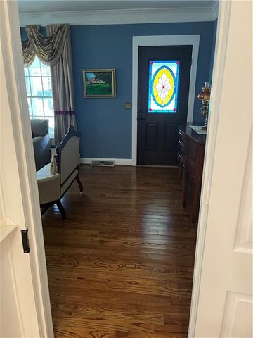 2324 E Cherokee Drive, Woodstock, GA 30188