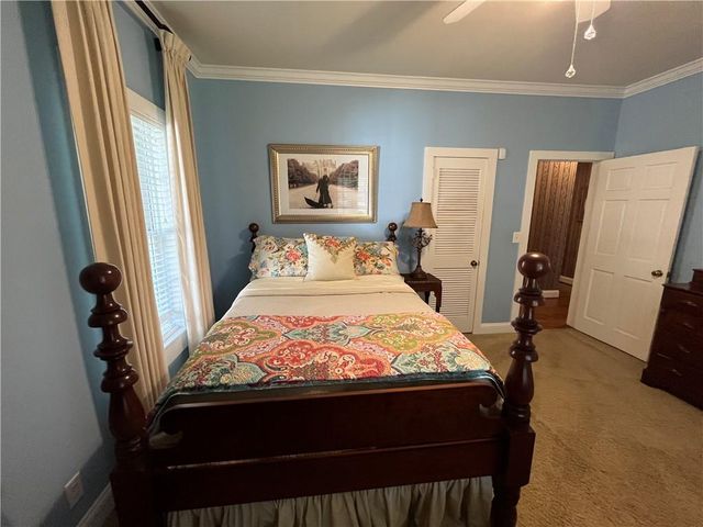 2324 E Cherokee Drive, Woodstock, GA 30188