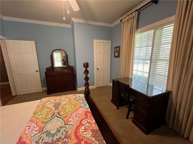 2324 E Cherokee Drive, Woodstock, GA 30188