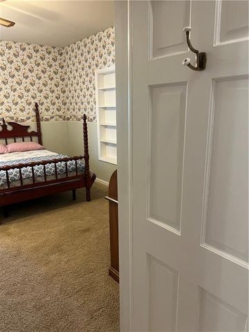 2324 E Cherokee Drive, Woodstock, GA 30188