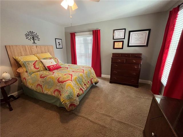 2324 E Cherokee Drive, Woodstock, GA 30188