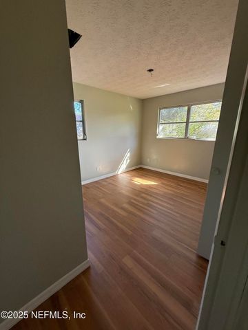 6523 COOPER Lane, Jacksonville, FL 32210