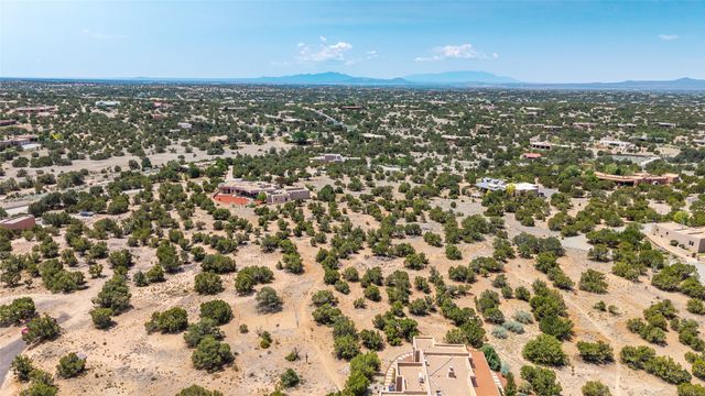 56 Paseo Del Coyote, Santa Fe, NM 87506