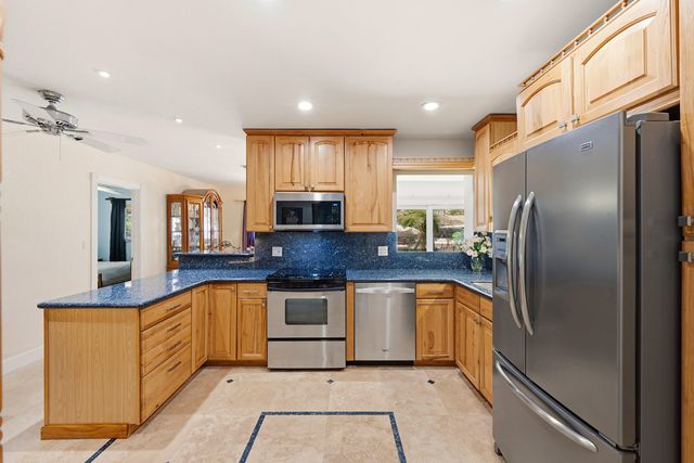390 SE 12th Avenue, Pompano Beach, FL 33060