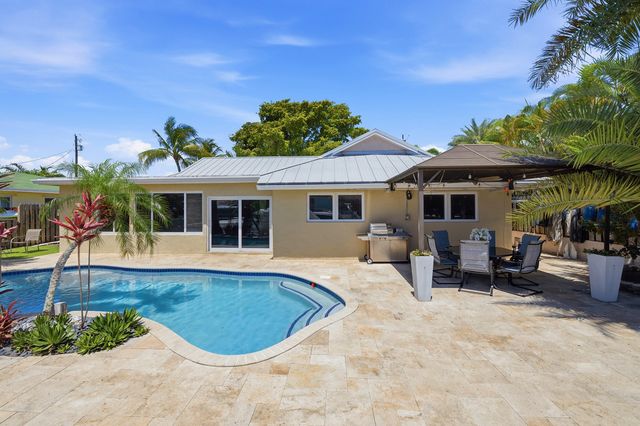 390 SE 12th Avenue, Pompano Beach, FL 33060