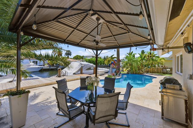 390 SE 12th Avenue, Pompano Beach, FL 33060