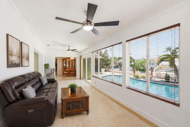 390 SE 12th Avenue, Pompano Beach, FL 33060