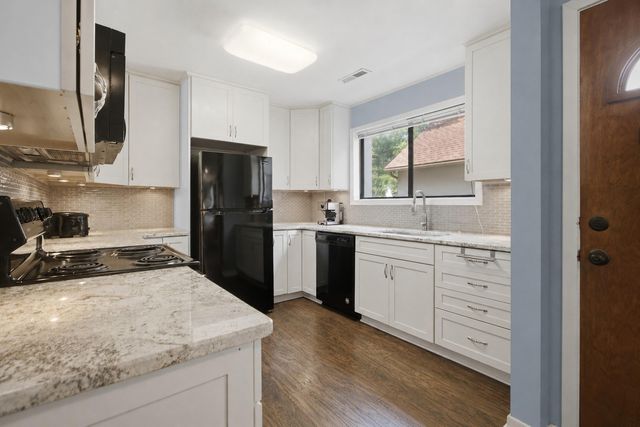 312 Mallard Court, Mount Pleasant, SC 29464