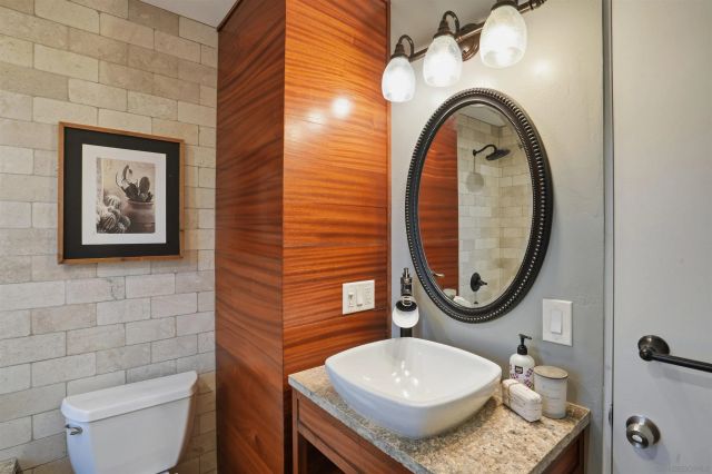 1133 W 13Th Ave, Escondido, CA 92025