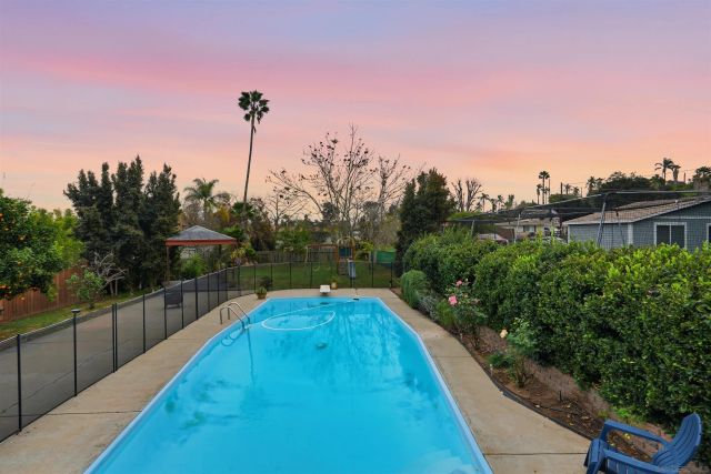 1133 W 13Th Ave, Escondido, CA 92025