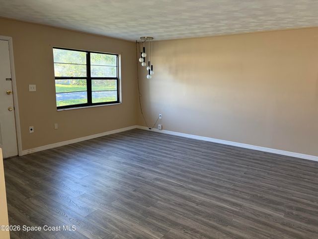 965 Date Avenue, Merritt Island, FL 32953