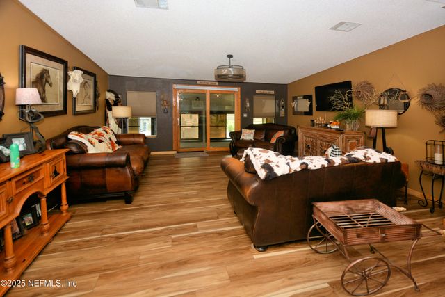 2241 MARLEE Road S, Jacksonville, FL 32259