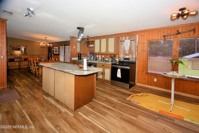 2241 MARLEE Road S, Jacksonville, FL 32259