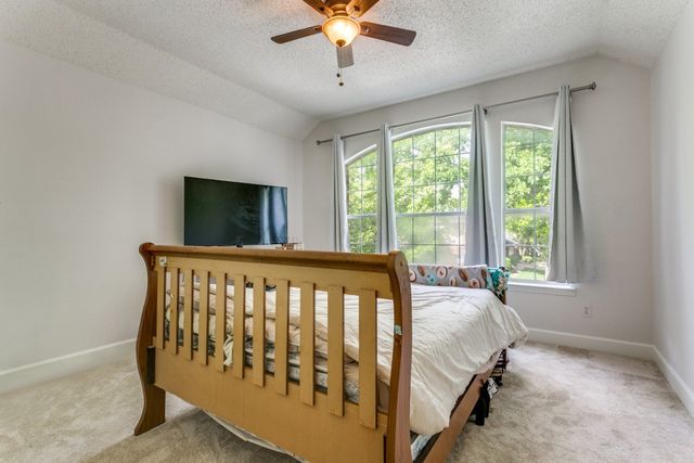 1390 Forest Creek Drive, Lewisville, TX 75067