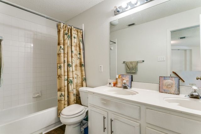 1390 Forest Creek Drive, Lewisville, TX 75067