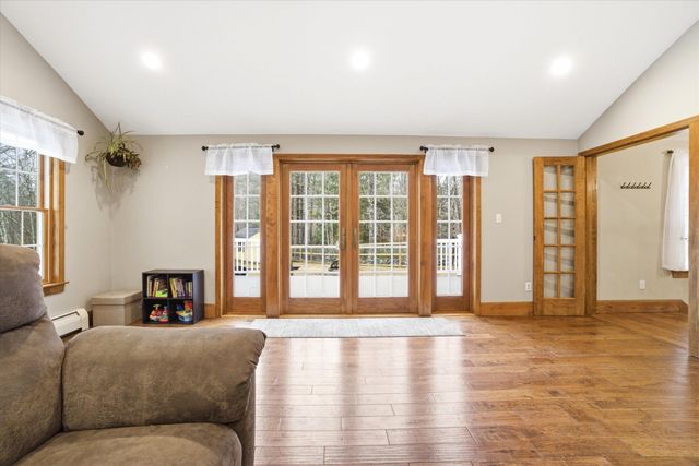 302 Forest Road, Lyndeborough, NH 03082