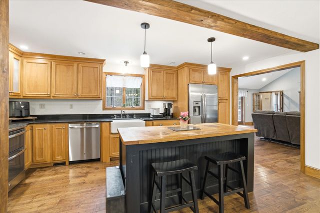 302 Forest Road, Lyndeborough, NH 03082