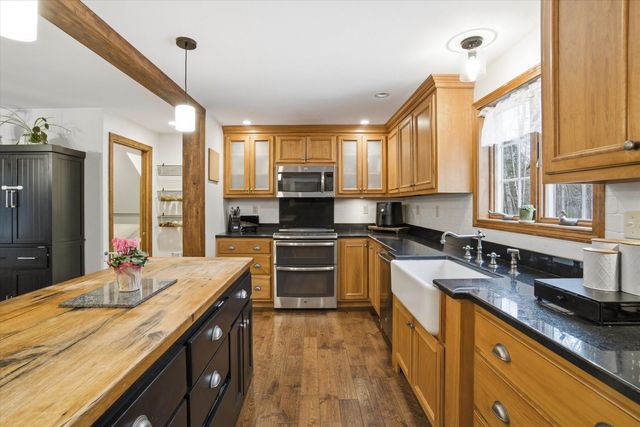 302 Forest Road, Lyndeborough, NH 03082