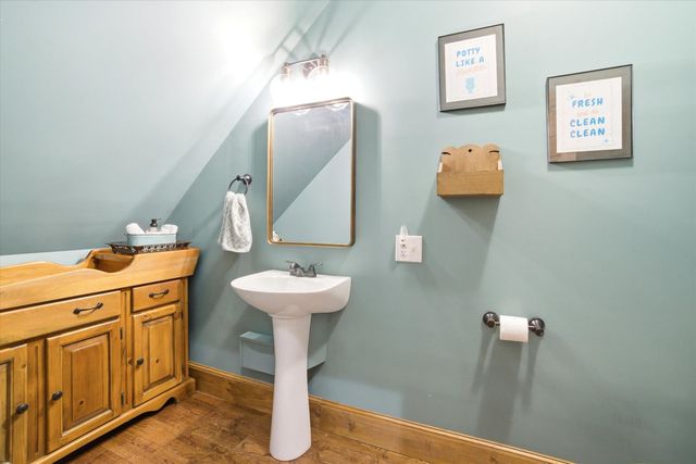 302 Forest Road, Lyndeborough, NH 03082