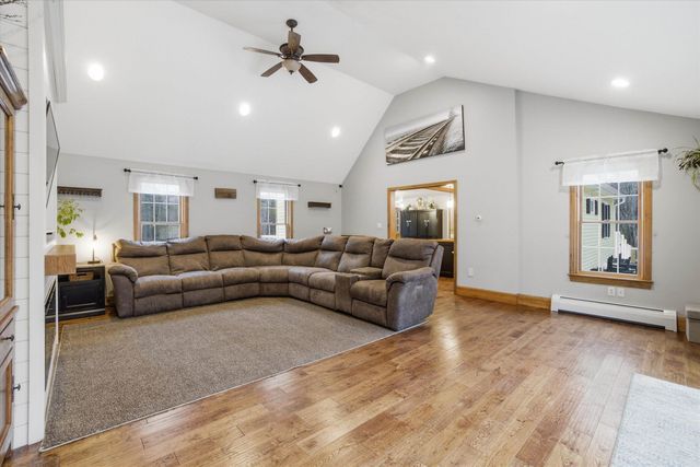 302 Forest Road, Lyndeborough, NH 03082