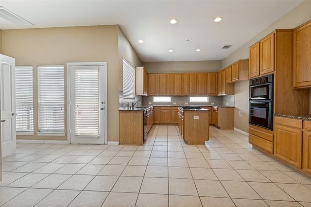 1319 Cadbury Lane, Keller, TX 76248