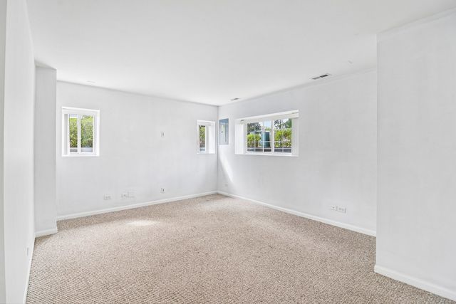 1608 Windward Drive 1608, Pingree Grove, IL 60140