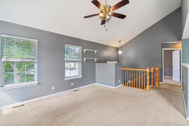 1608 Windward Drive 1608, Pingree Grove, IL 60140
