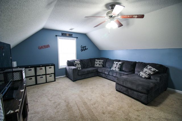 1315 Sunfield Dr, Clarksville, TN 37042