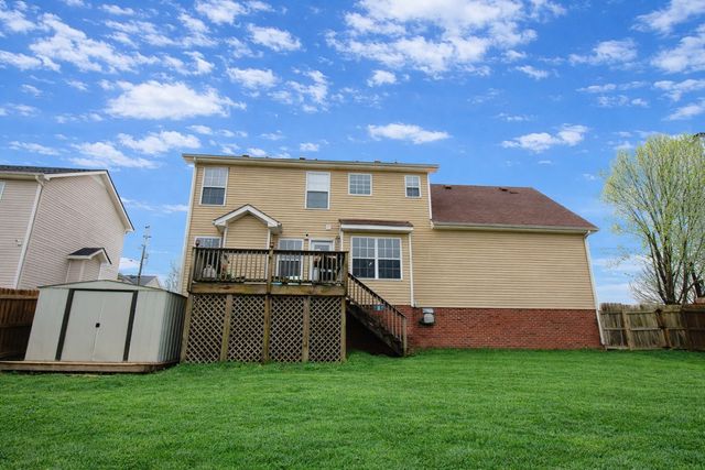 1315 Sunfield Dr, Clarksville, TN 37042