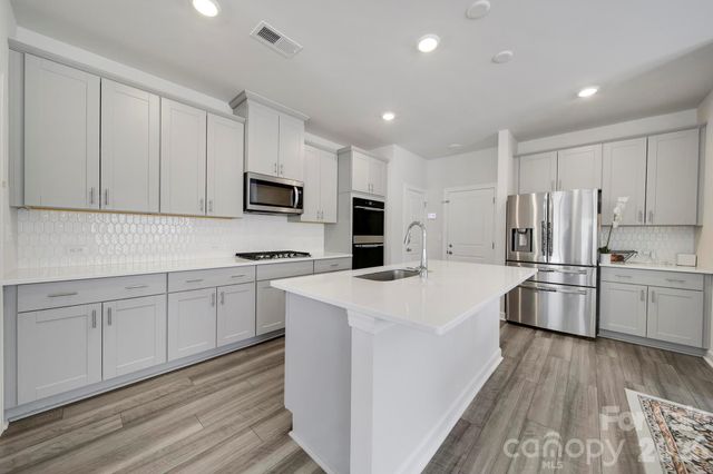 652 Citriadora Street, Fort Mill, SC 29715