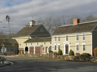 143 Pine Hill Rd, Chelmsford, MA 01824