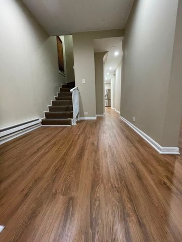 906 W 71st Street, Chicago, IL 60621