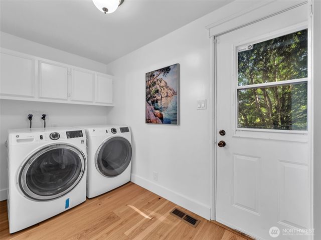 17408 NE 160th Place, Woodinville, WA 98072