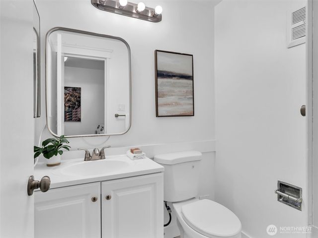 17408 NE 160th Place, Woodinville, WA 98072