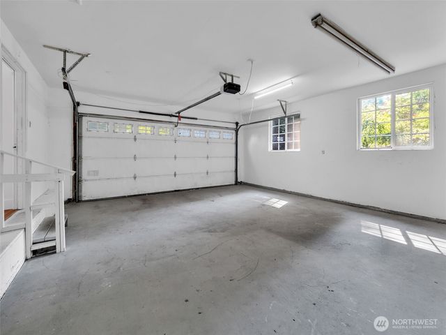 17408 NE 160th Place, Woodinville, WA 98072