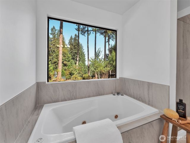 17408 NE 160th Place, Woodinville, WA 98072