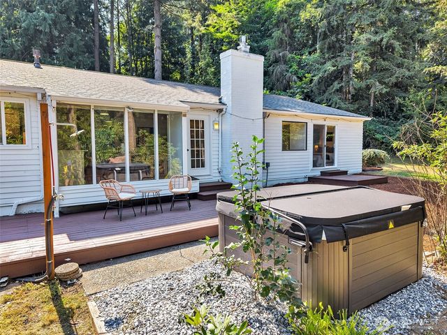 17408 NE 160th Place, Woodinville, WA 98072