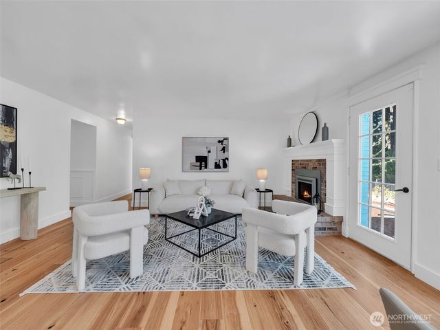 17408 NE 160th Place, Woodinville, WA 98072