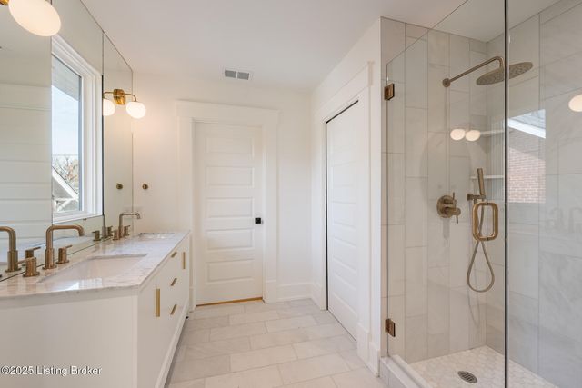 218 Franck Ave, Louisville, KY 40206