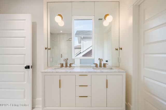 218 Franck Ave, Louisville, KY 40206