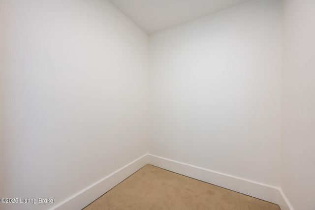 218 Franck Ave, Louisville, KY 40206