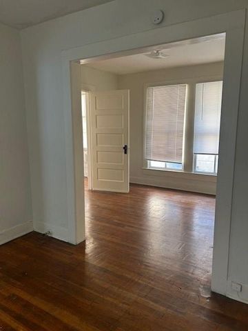 2800 Whitis Ave C, Austin, TX 78705