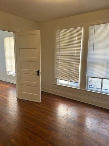 2800 Whitis Ave C, Austin, TX 78705