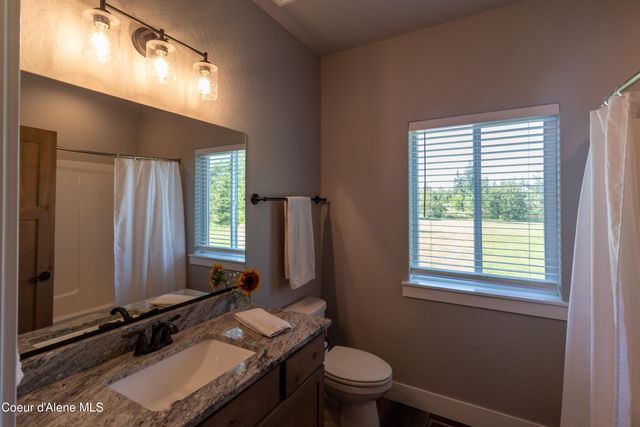 23426 N MASSIF RD, Rathdrum, ID 83858
