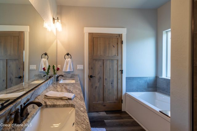23426 N MASSIF RD, Rathdrum, ID 83858