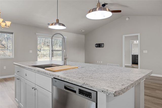 845 Nye Way, Coralville, IA 52241