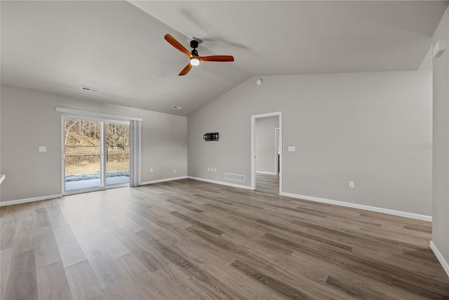 845 Nye Way, Coralville, IA 52241